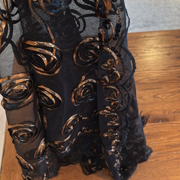 Black Sheer Shawl Wrap Bronze Appliqué Circular Pattern and Fringe Scarf 20x63” - Picture 9 of 12